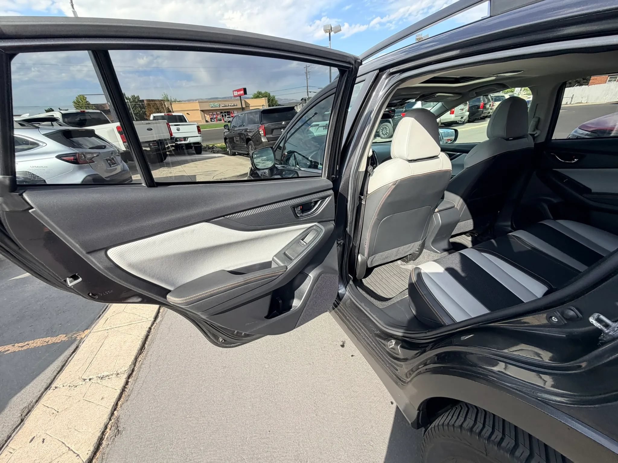 Used 2019 Subaru Crosstrek 2.0i Limited w/ Moonroof Package w/Navigation AWD/4WD image 20