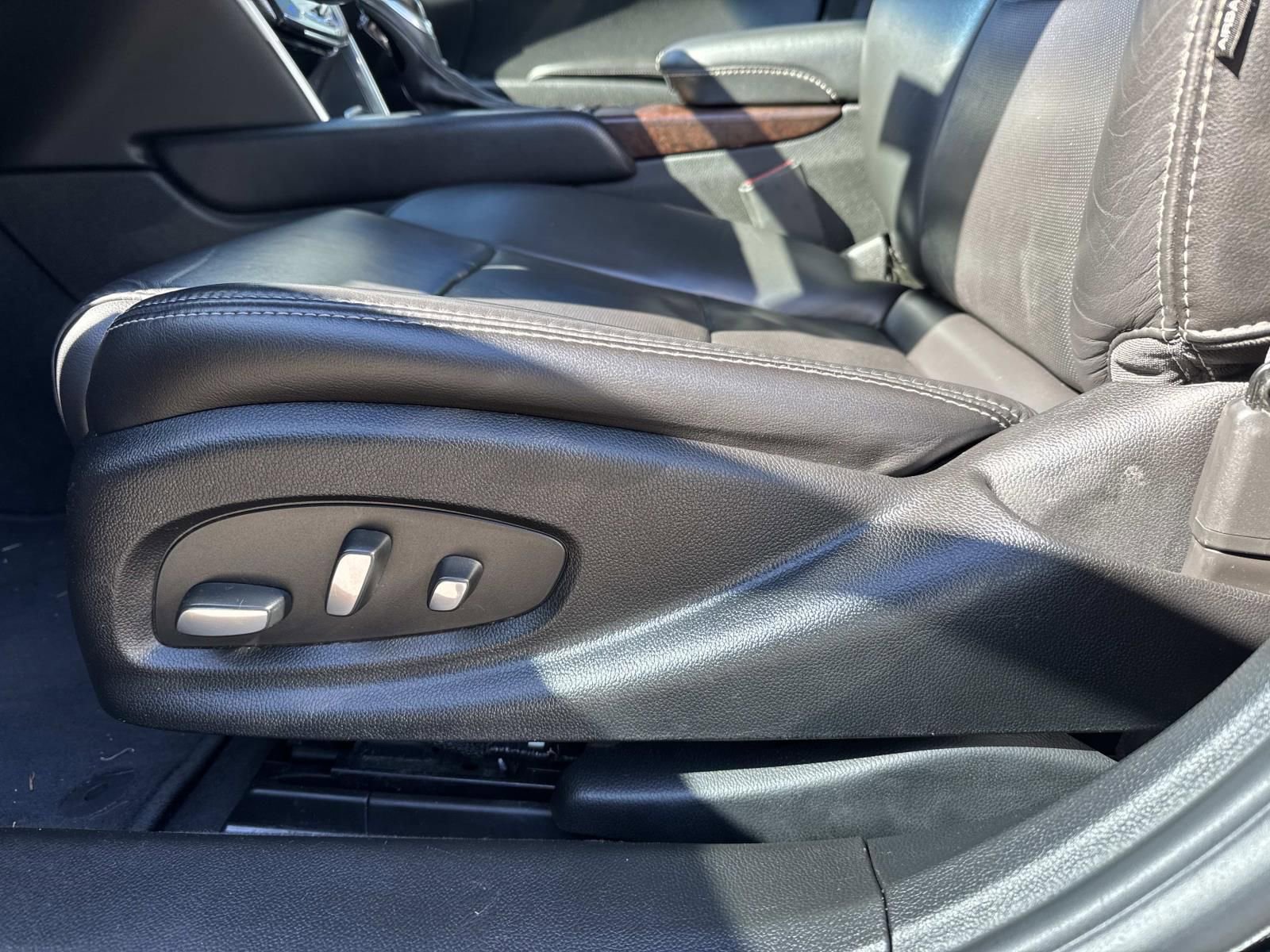 Used 2019 Cadillac XTS Luxury image 17