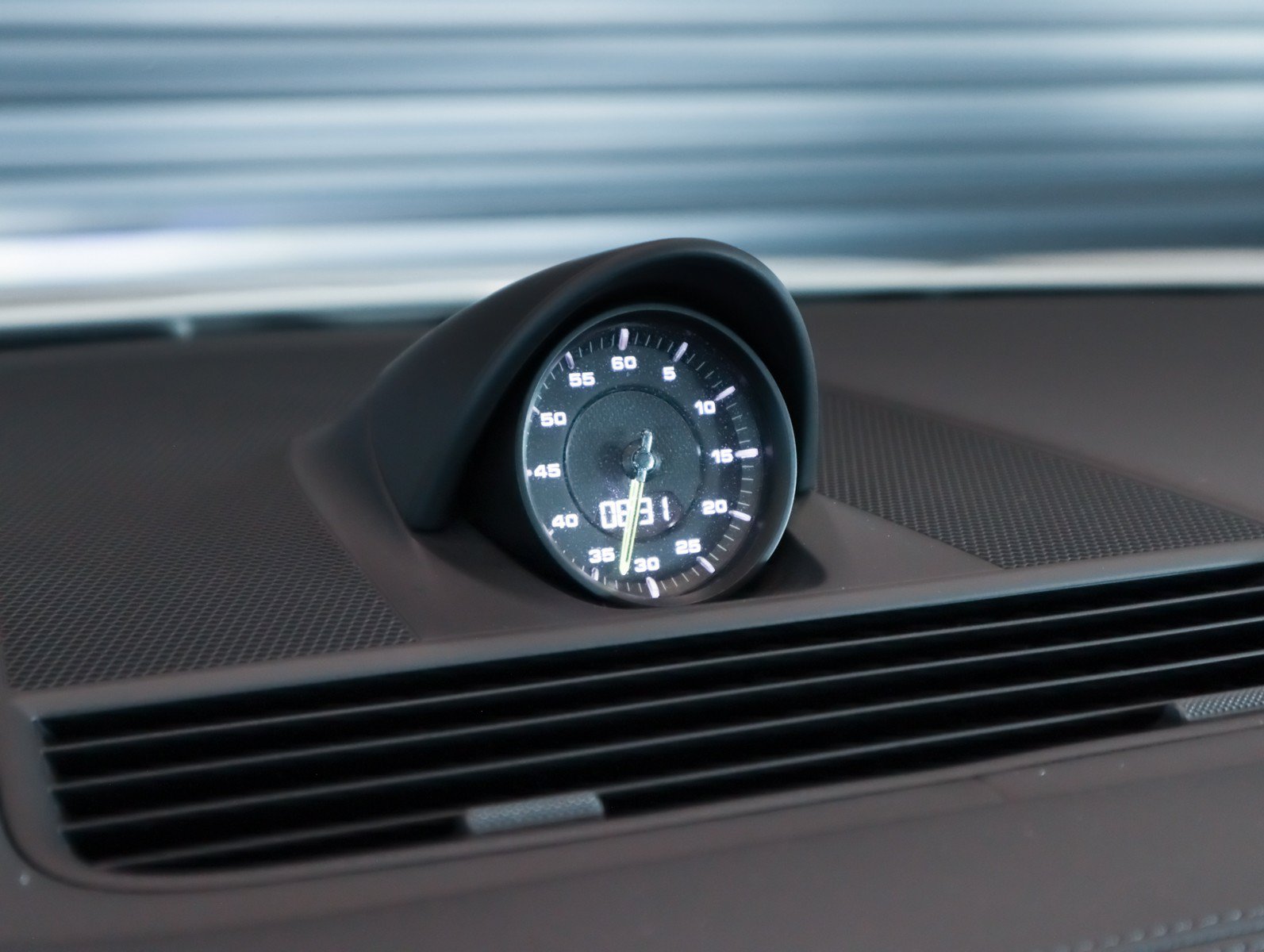 Certified 2023 Porsche Panamera 4S AWD/4WD image 24