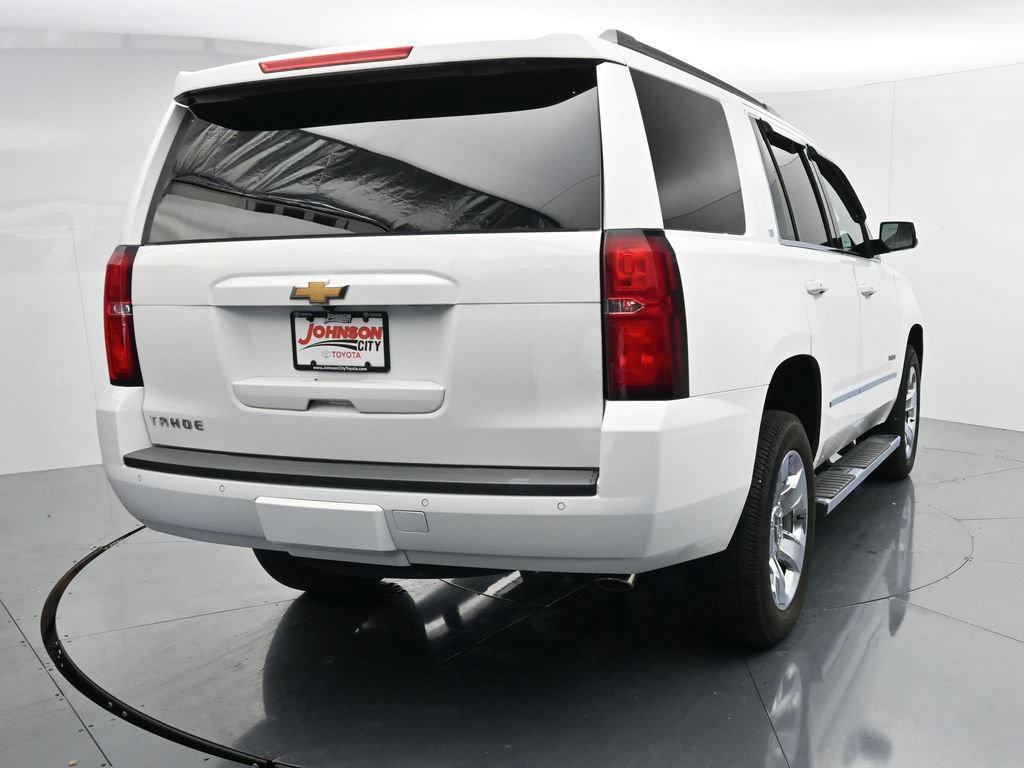 Used 2017 Chevrolet Tahoe LT w/ LT Signature Package AWD/4WD image 6