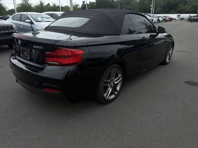 Used 2018 BMW 230i Convertible RWD image 13