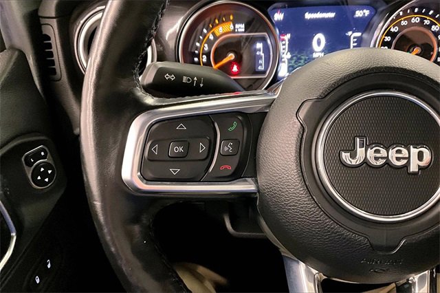 Used 2021 Jeep Wrangler Unlimited Sahara image 24