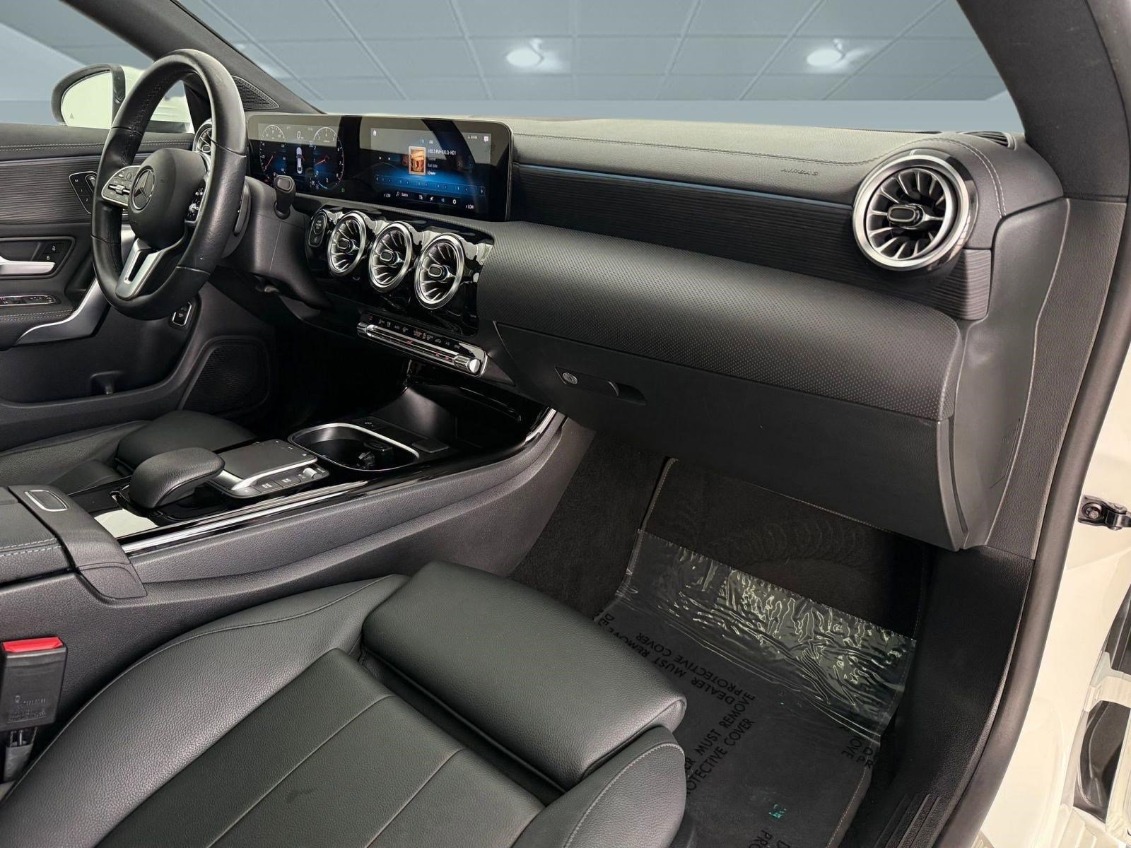 Used 2022 Mercedes-Benz CLA 250 image 22