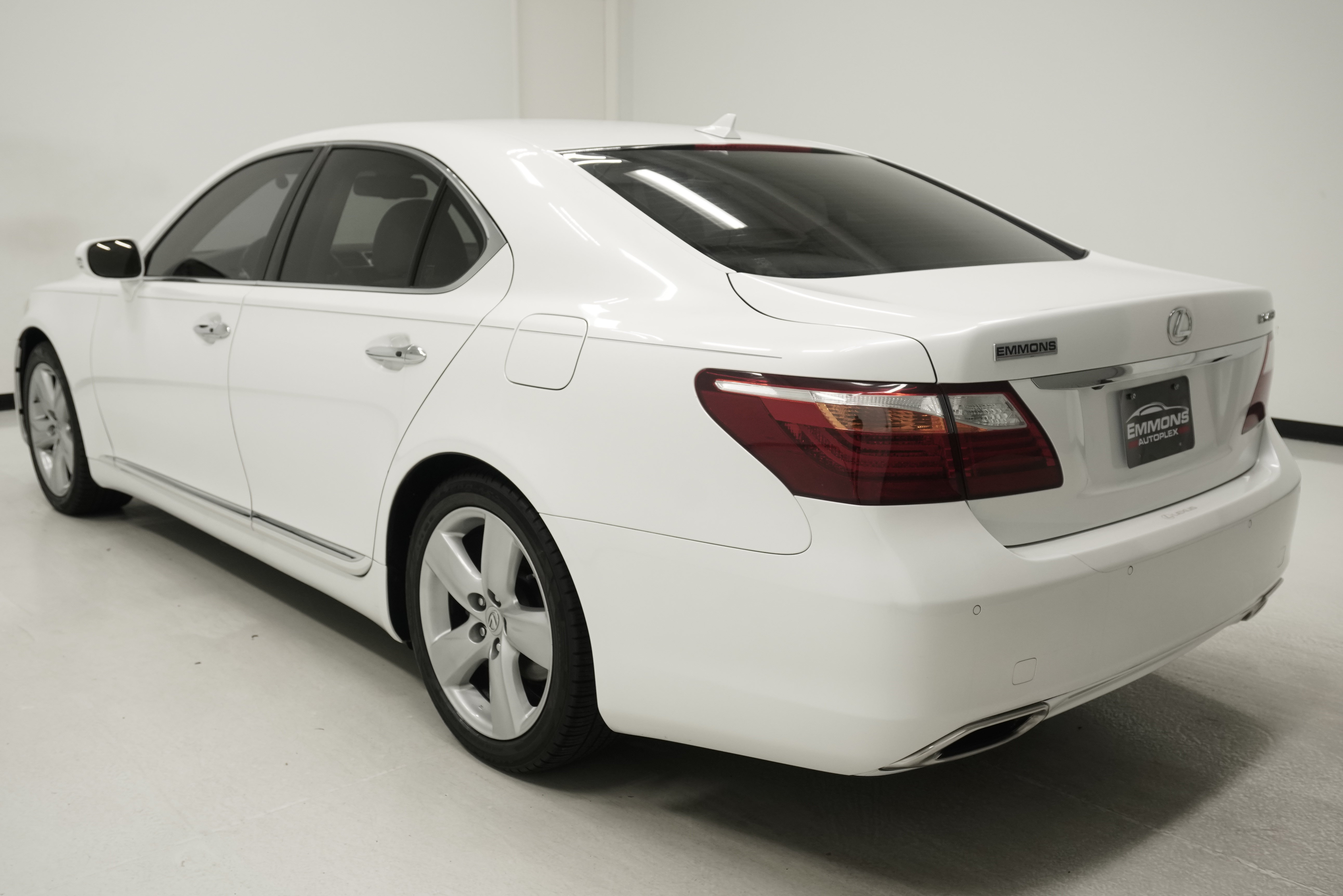 Used 2012 Lexus LS 460 w/ Luxury Value Edition RWD image 6