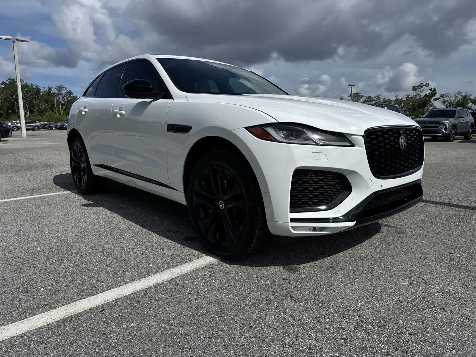 Used 2026 Jaguar F-PACE R-Dynamic S AWD/4WD image 8