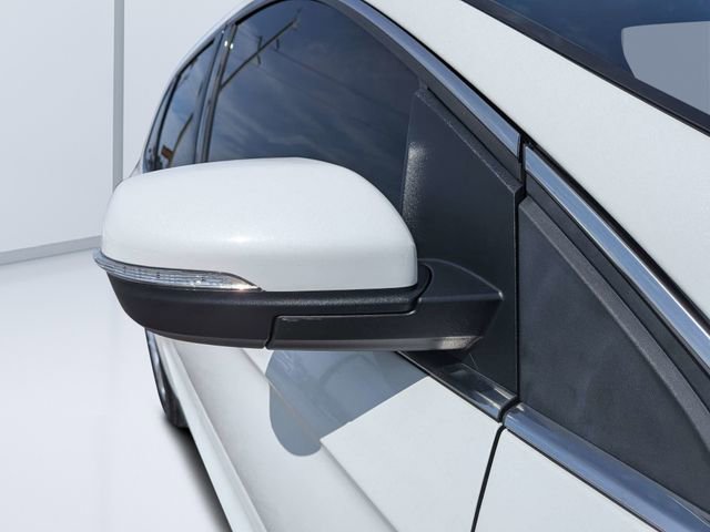 Used 2020 Ford Edge SEL w/ Convenience Package AWD/4WD image 11