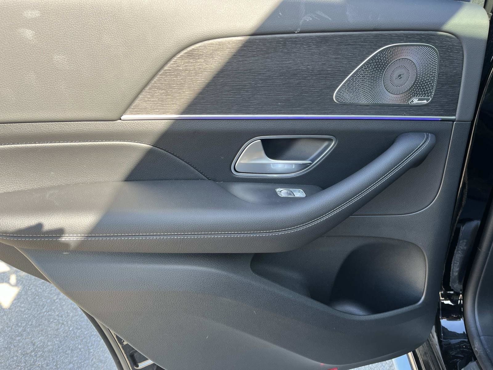 Used 2025 Mercedes-Benz GLE 350 4MATIC image 15