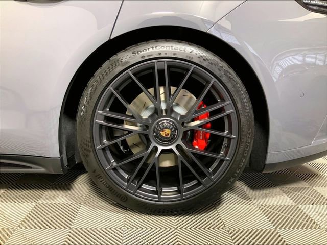New 2026 Porsche Panamera GTS image 26