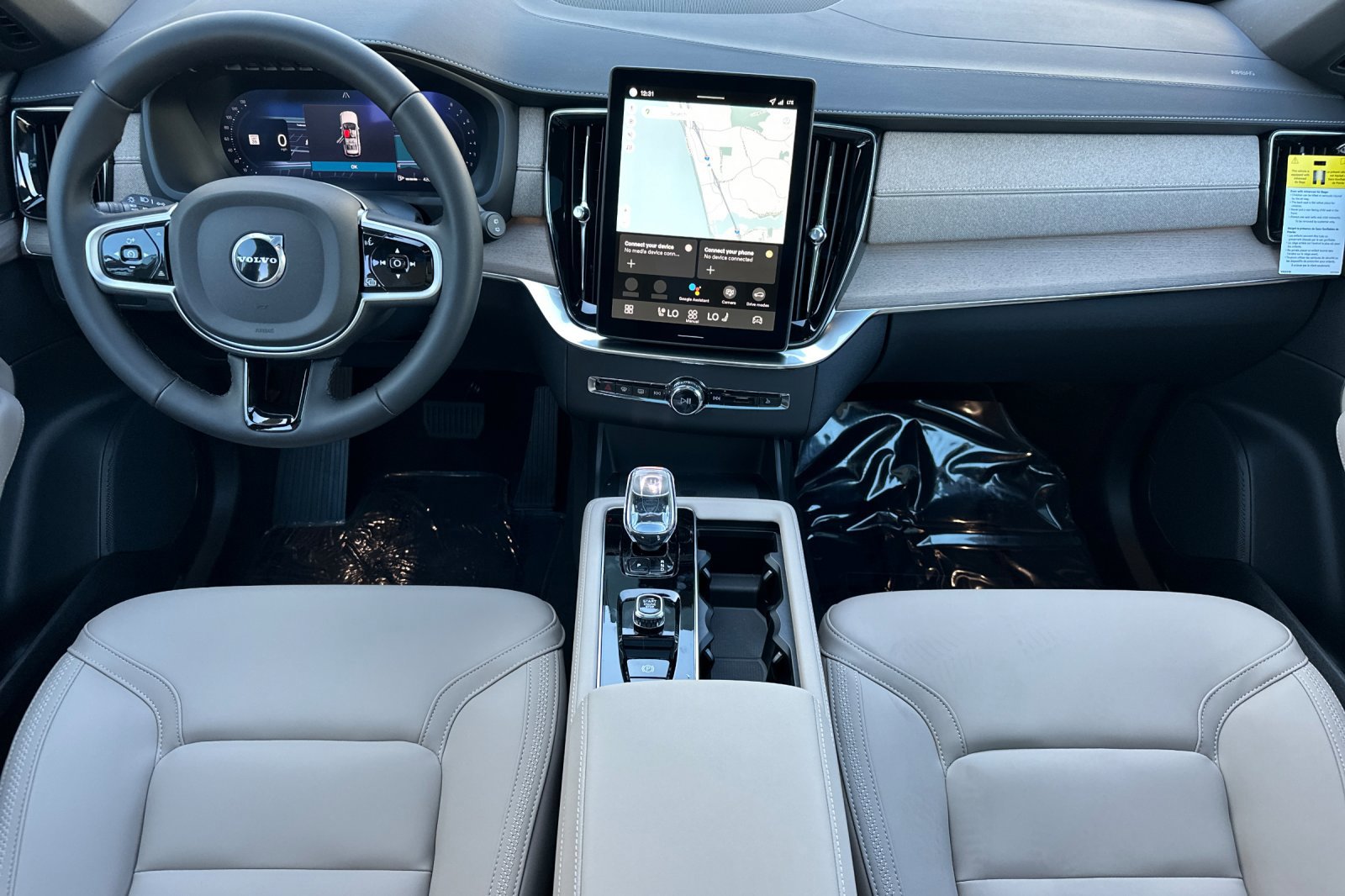 New 2026 Volvo XC90 B5 Core image 11