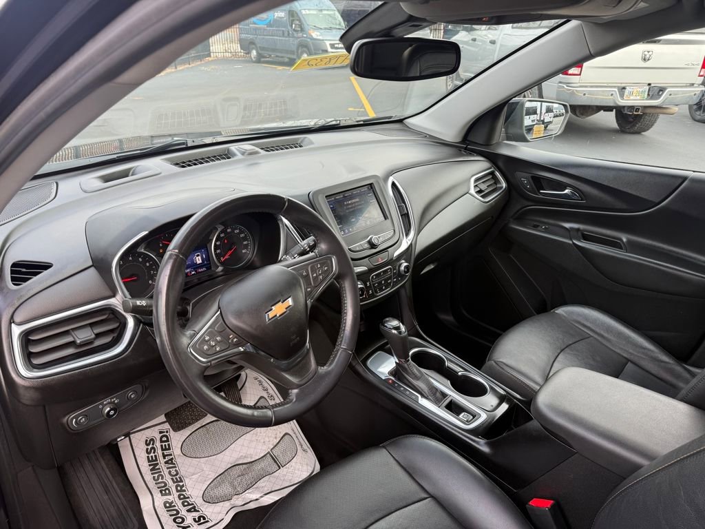 Used 2020 Chevrolet Equinox LT w/ Sport Edition image 10