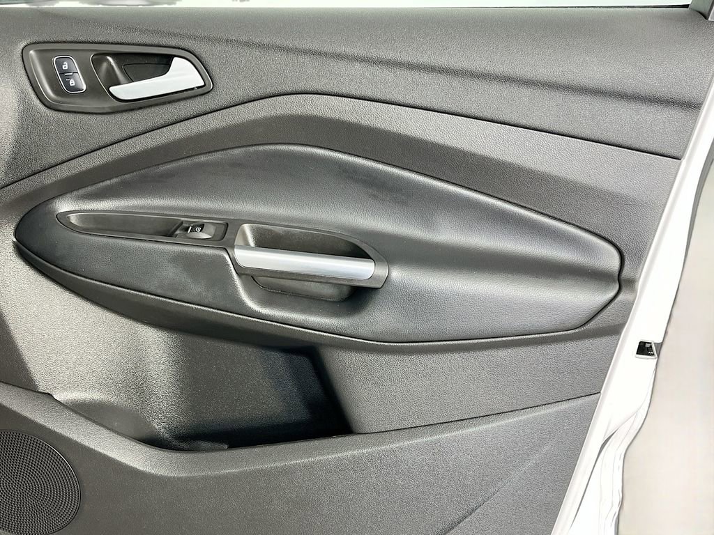 Used 2019 Ford Escape SEL image 36