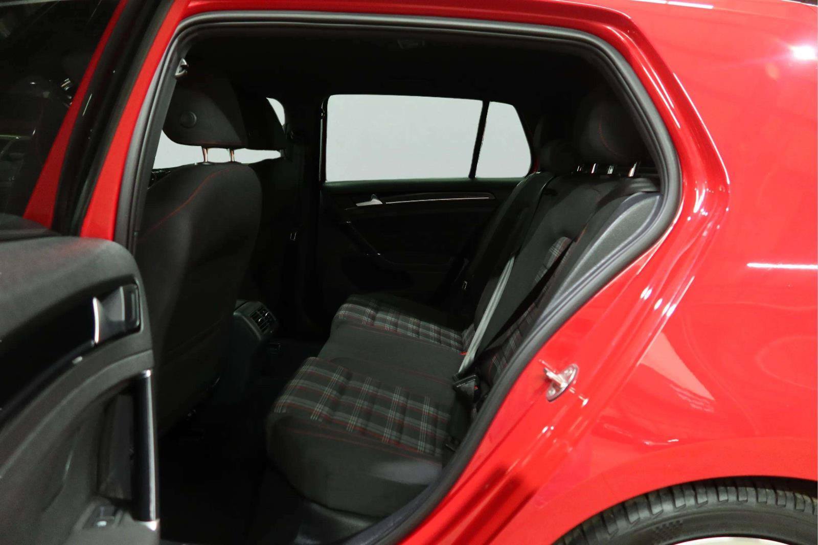 Used 2017 Volkswagen GTI 4-Door FWD image 17