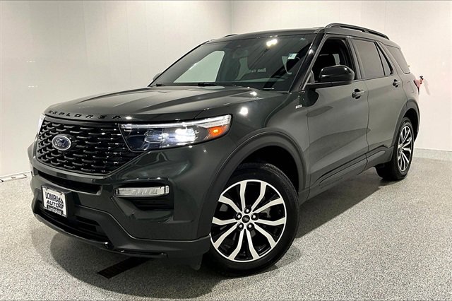 Used 2024 Ford Explorer ST-Line w/ Class IV Trailer Tow Package image 3
