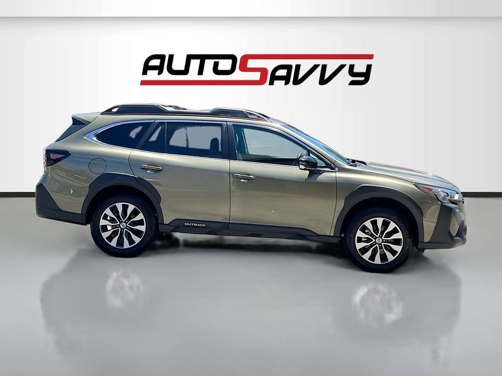 Used 2025 Subaru Outback Limited AWD/4WD image 8