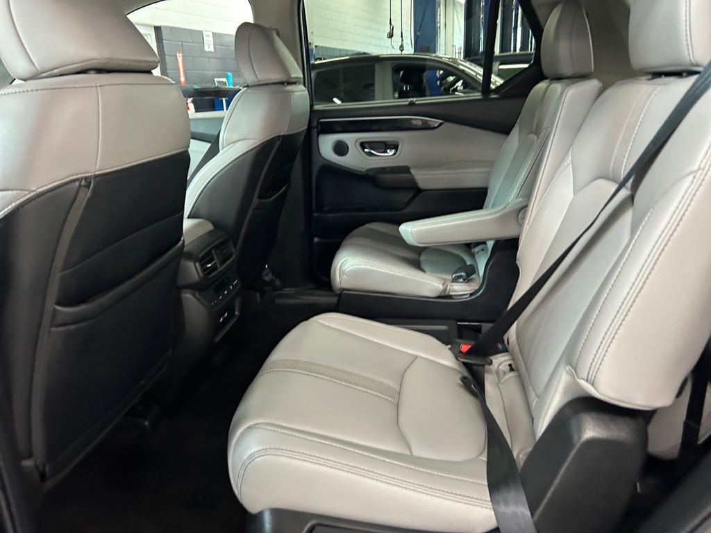 Used 2023 Honda Pilot EX-L image 19