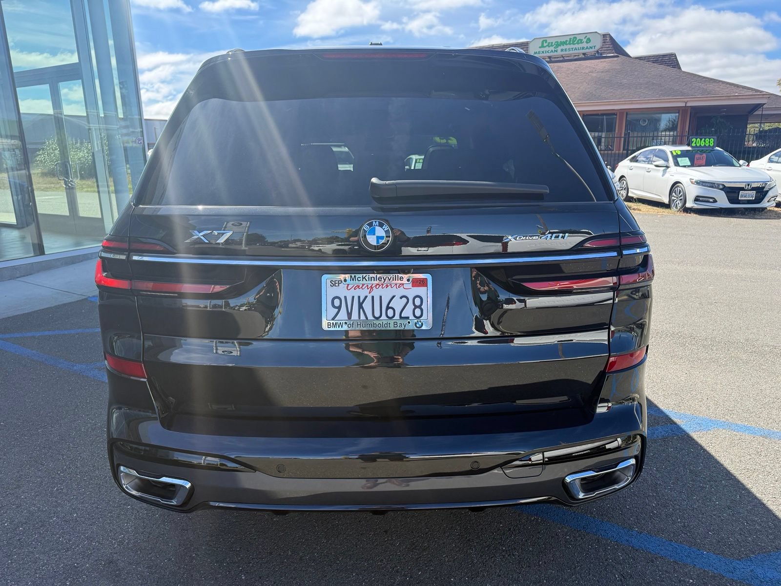 Used 2025 BMW X7 xDrive40i w/ M Sport Package AWD/4WD image 7