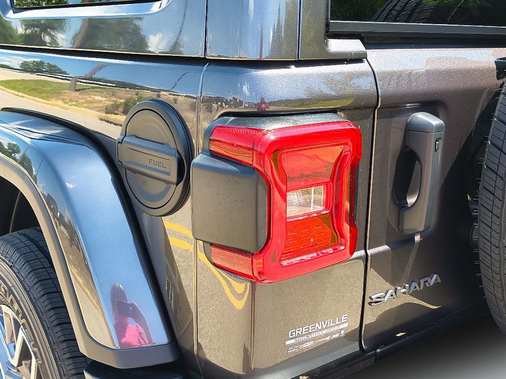 New 2025 Jeep Wrangler Sahara image 28