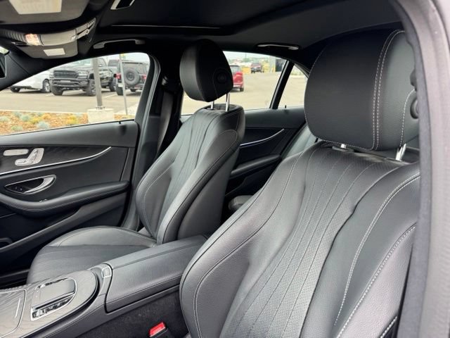 Used 2022 Mercedes-Benz E 450 4MATIC Sedan image 12