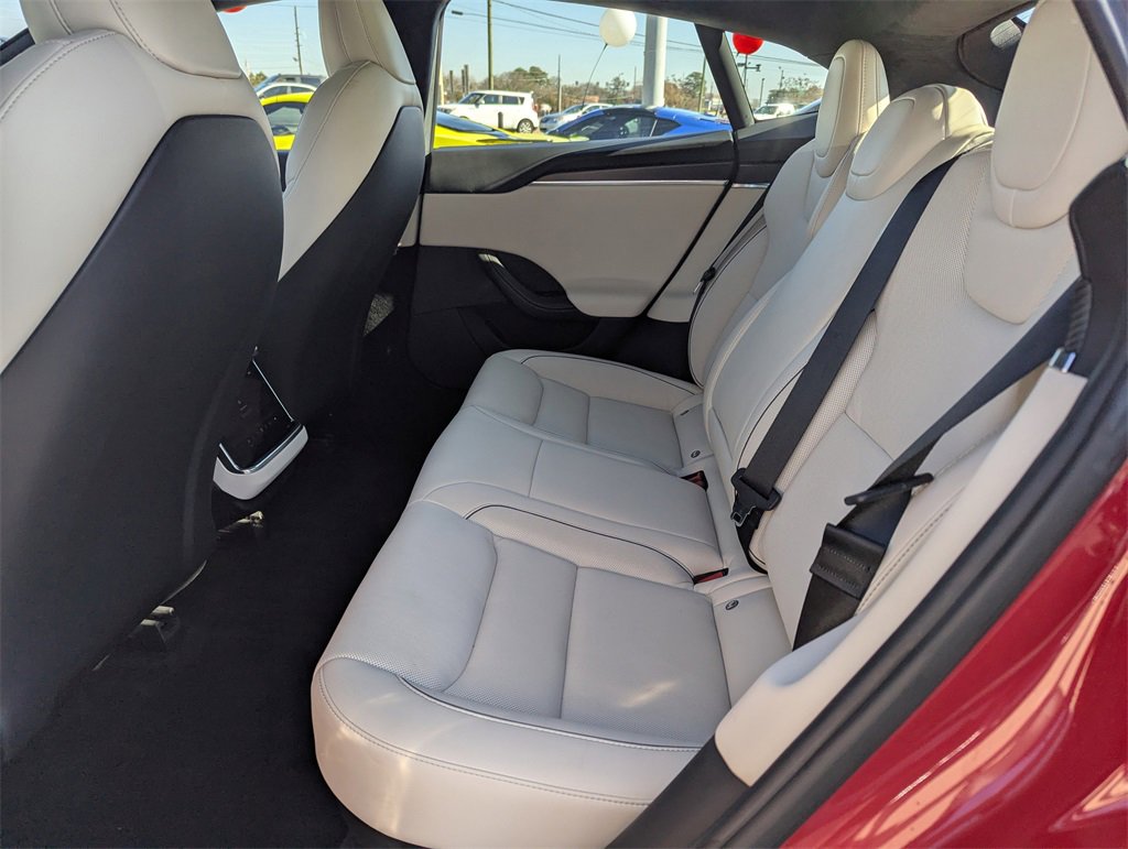 Used 2021 Tesla Model S Plaid image 9