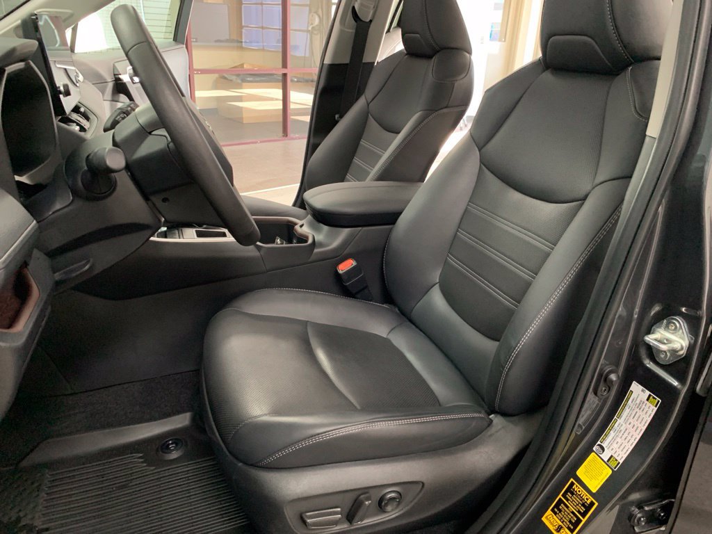 Used 2024 Toyota RAV4 Limited FWD image 15