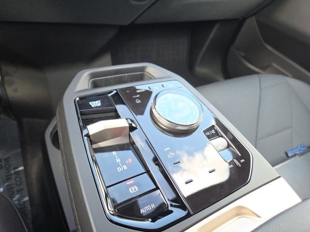 Used 2025 BMW iX xDrive50 w/ Sport Package image 29