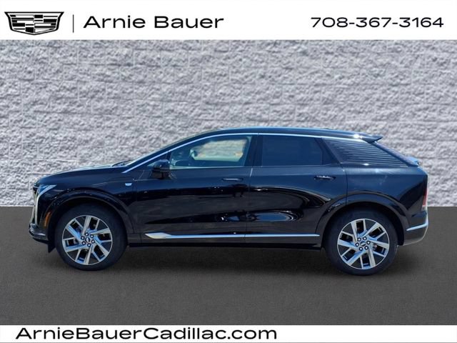 New 2026 Cadillac Optiq Luxury 1 RWD image 9