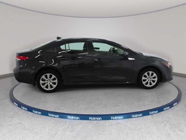 Used 2023 Toyota Corolla LE FWD image 4