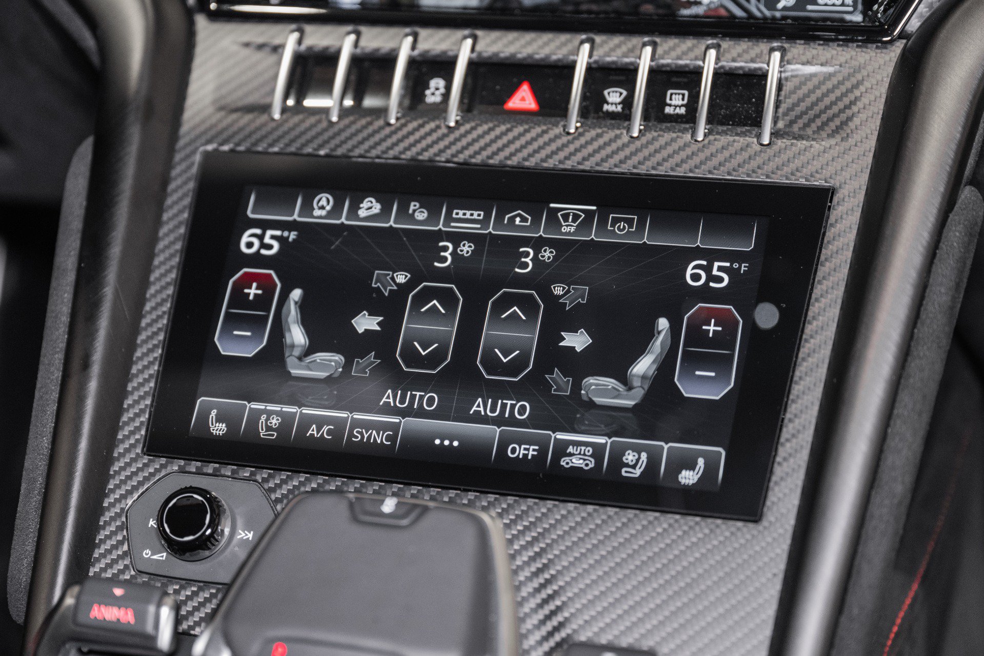 Used 2024 Lamborghini Urus Performante AWD/4WD image 39