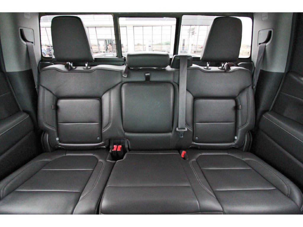 Used 2020 GMC Sierra 1500 SLT RWD image 14