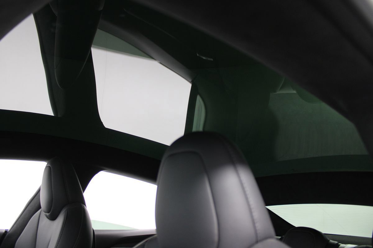 Used 2021 Tesla Model S Plaid AWD/4WD image 9
