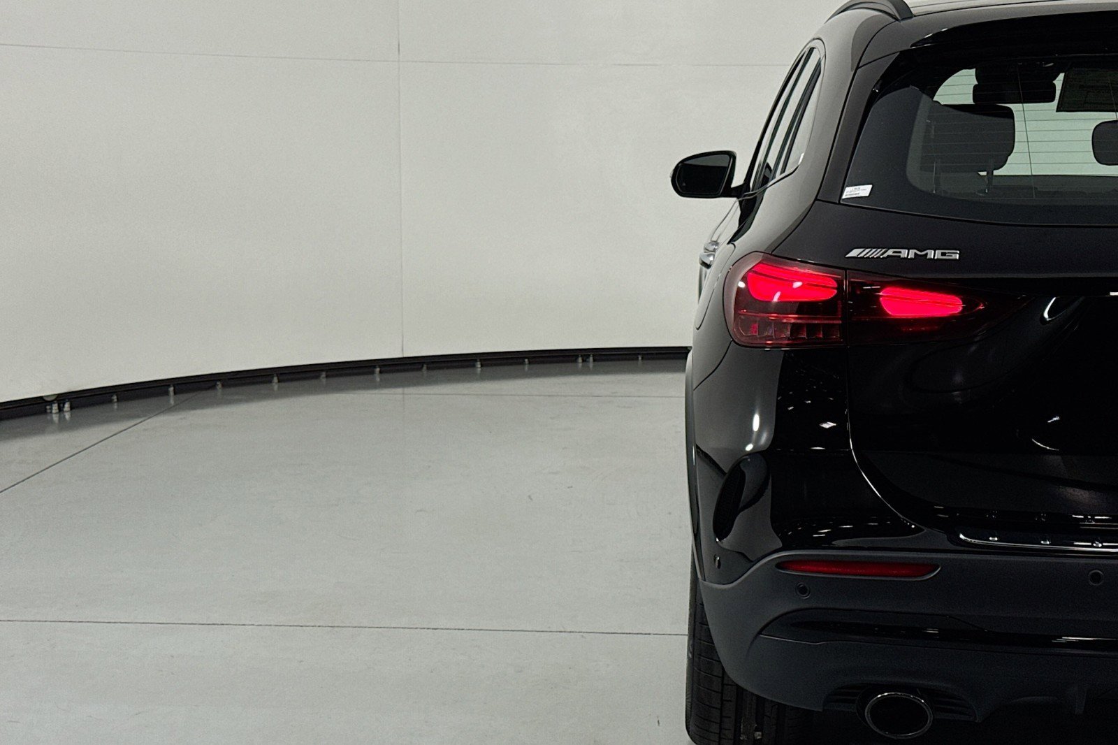 New 2026 Mercedes-Benz GLA 35 AMG 4MATIC image 14