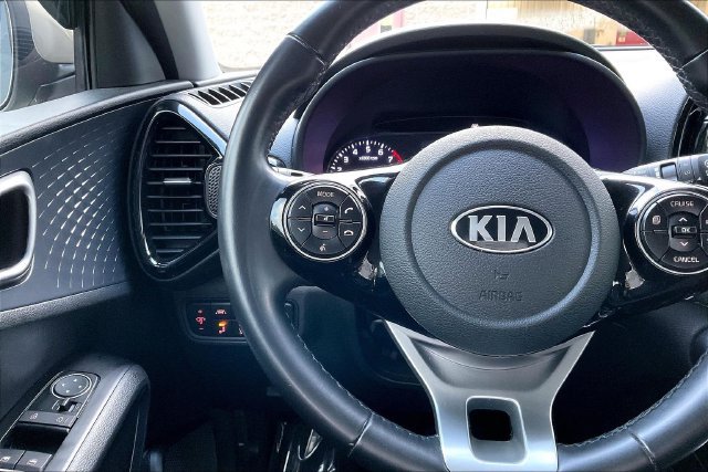 Used 2020 Kia Soul EX FWD image 18