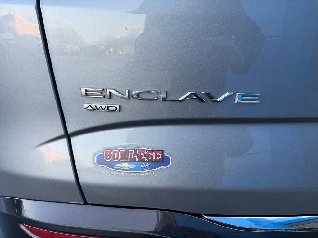 Used 2023 Buick Enclave Essence w/ Experience Buick Package image 8