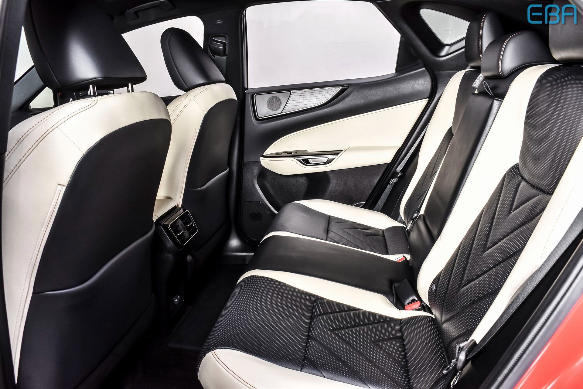 Used 2024 Lexus NX 450h+ AWD w/ Vision Package image 21