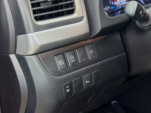 Used 2019 Toyota Highlander Limited image 10
