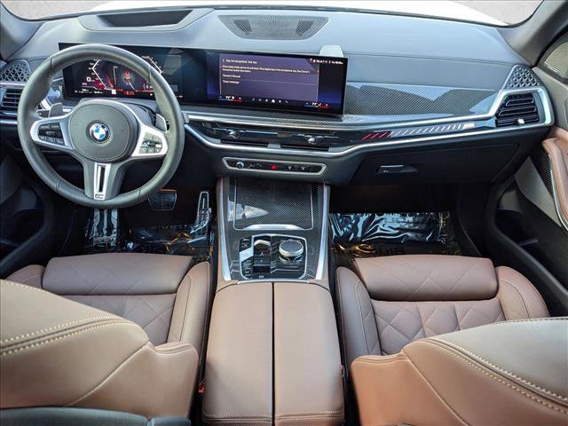 Used 2025 BMW X5 M60i w/ Climate Comfort Package image 22
