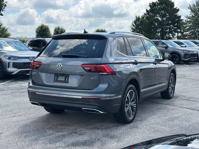 Used 2018 Volkswagen Tiguan SEL AWD/4WD image 7
