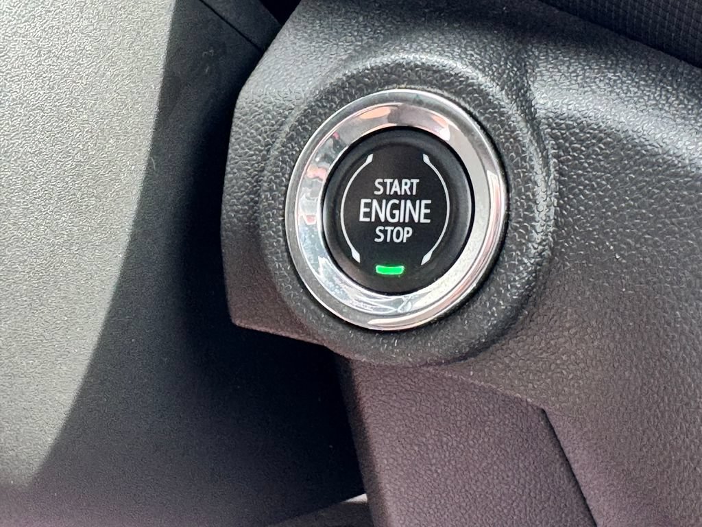 Used 2023 Chevrolet TrailBlazer RS w/ Sun and Liftgate Package AWD/4WD image 30