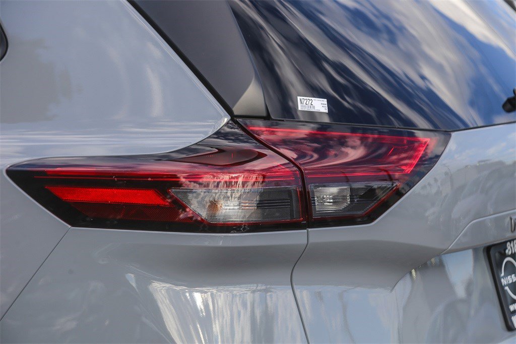 New 2026 Nissan Rogue SV image 9