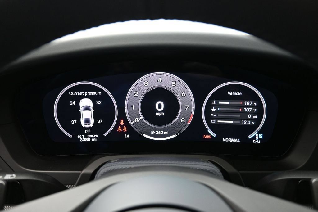 Certified 2025 Porsche 911 Carrera RWD image 8