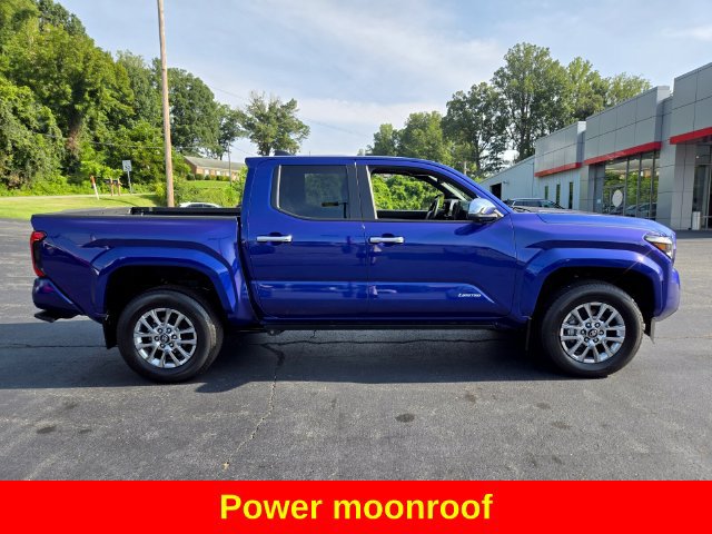 Used 2024 Toyota Tacoma Limited w/ Limited Package (LT) AWD/4WD image 10