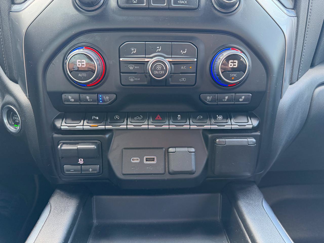 Used 2021 Chevrolet Silverado 1500 LTZ AWD/4WD image 18