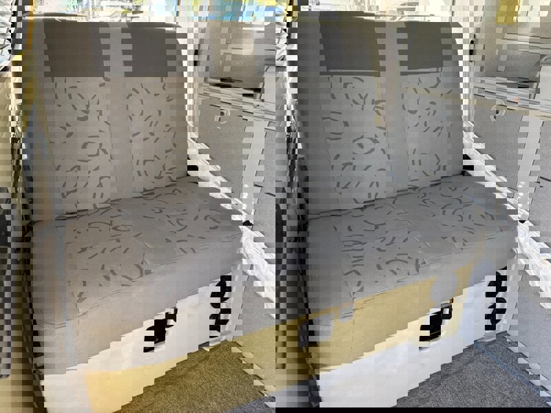 Used 2000 Volkswagen Eurovan MV image 15