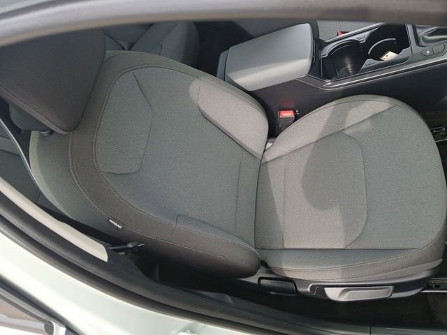 Certified 2025 Kia K4 FWD image 23