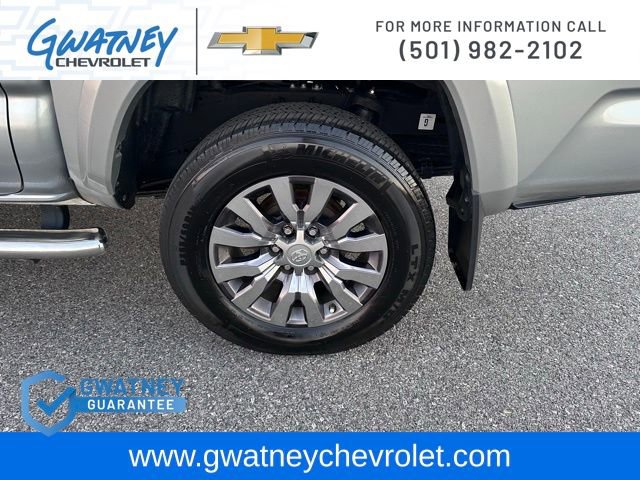 Used 2023 Toyota Tacoma Limited image 10