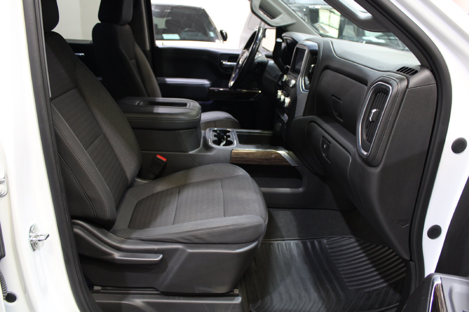Used 2021 GMC Sierra 1500 Elevation AWD/4WD image 19