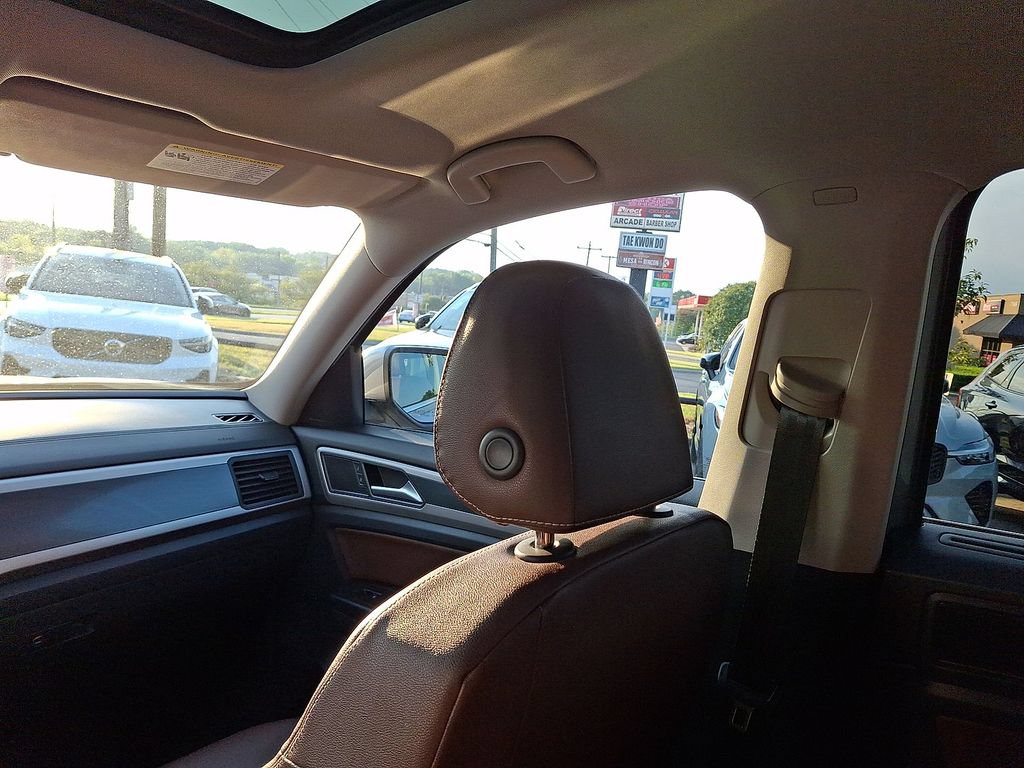 Used 2021 Volkswagen Atlas SE FWD image 11