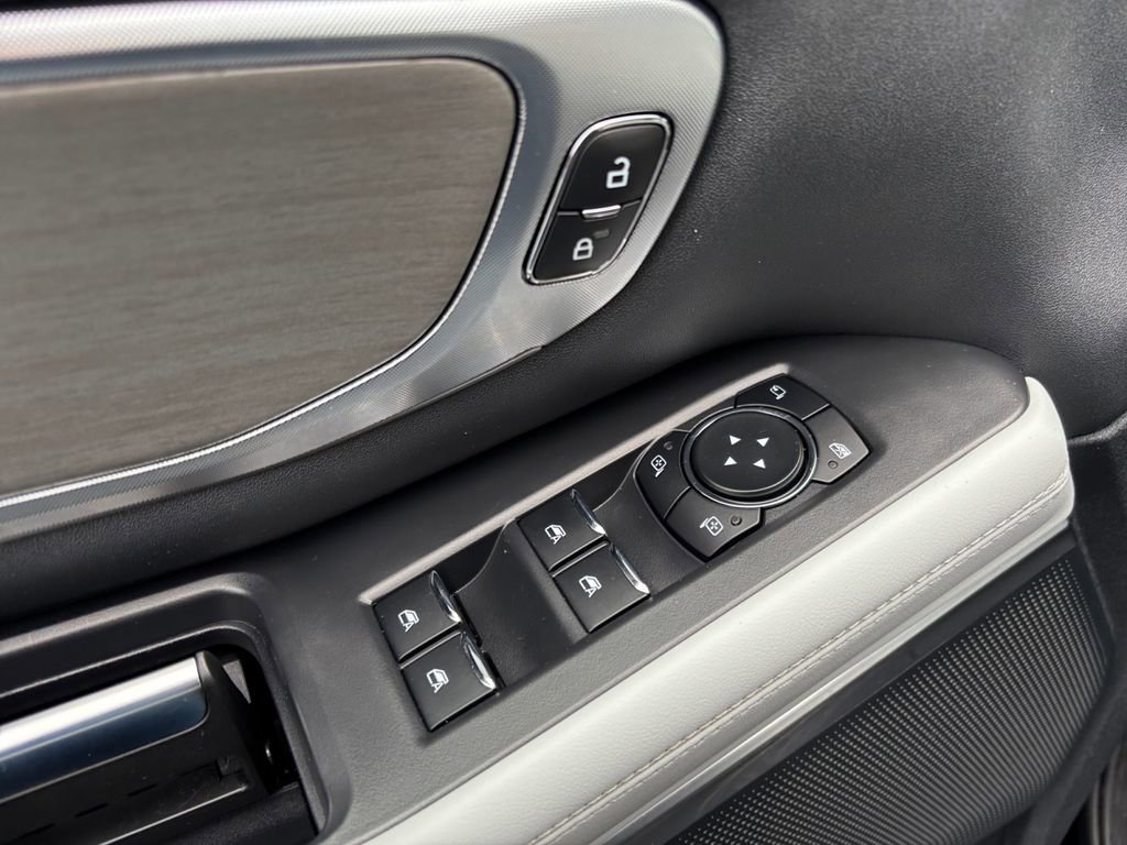 Used 2025 Ford Expedition Platinum image 24