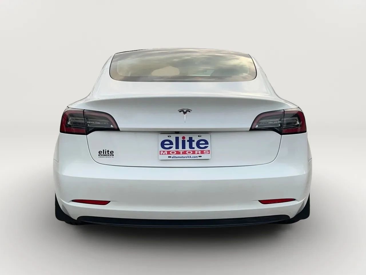Used 2023 Tesla Model 3 Standard Range image 6