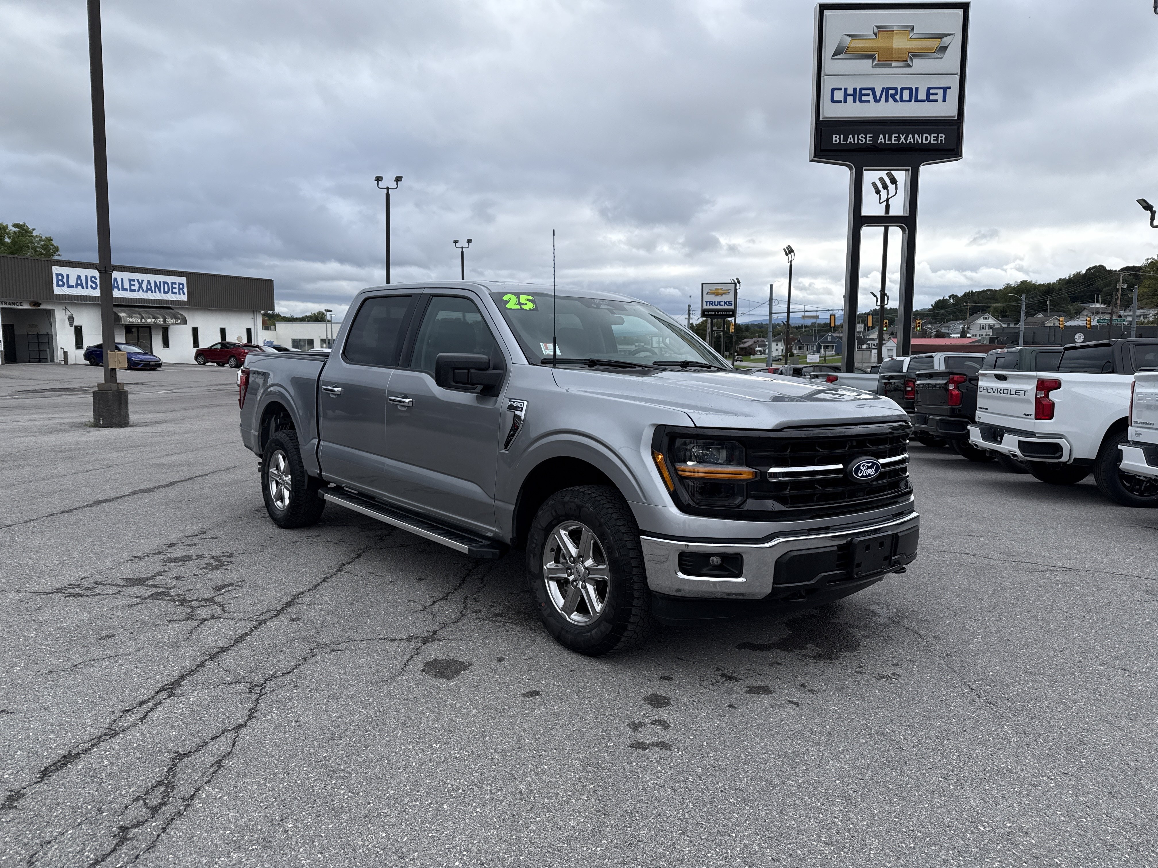 Used 2025 Ford F150 XLT w/ Equipment Group 301A Standard